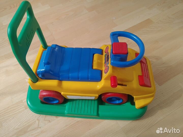 Детская машинка каталка Chicco, детский автомобиль