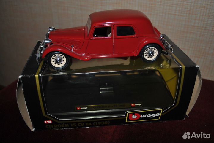 Машинка коллекционная 124 Citroen 15 CV TA (1938)