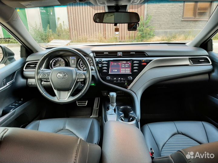 Toyota Camry 2.5 AT, 2017, 88 800 км