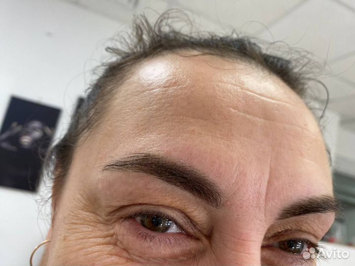 Коррекция и окрашивание бровей