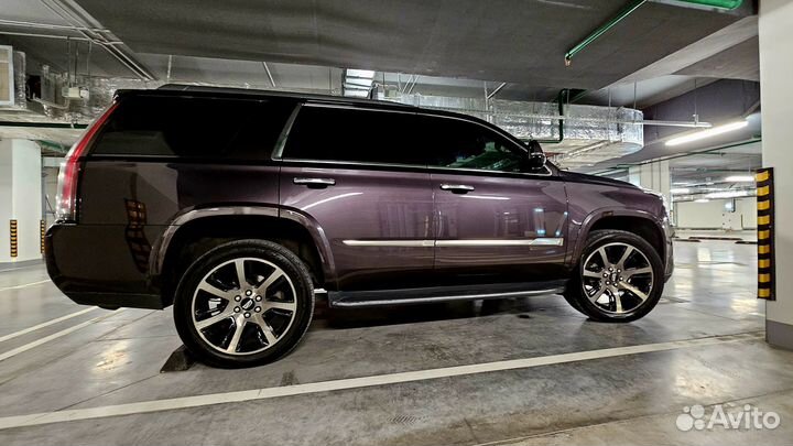 Cadillac Escalade 6.2 AT, 2017, 128 000 км