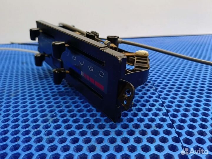 Блок управления климат-контролем Toyota Carina