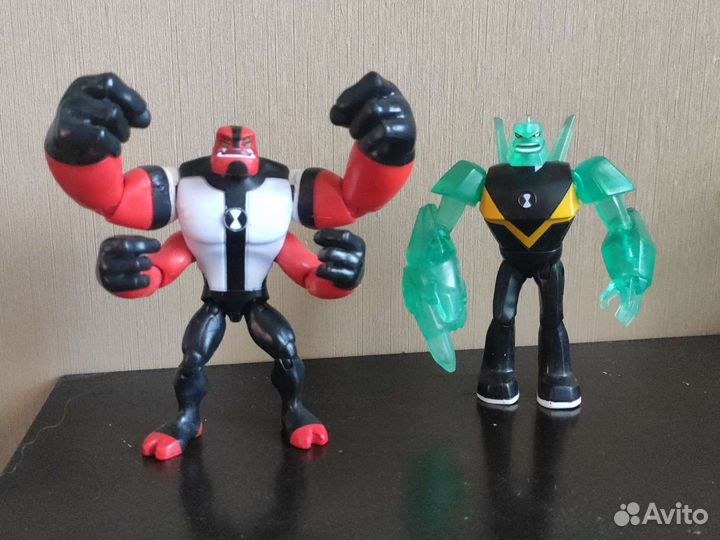 Ben 10 (Бен 10) фигурки
