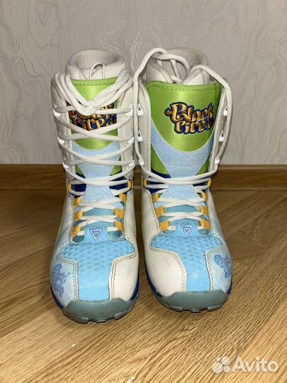 Сноуборд комплект (ботинки, крепление, доска)