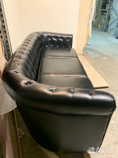 Черный трехместный диван из кожи Karo black 3S