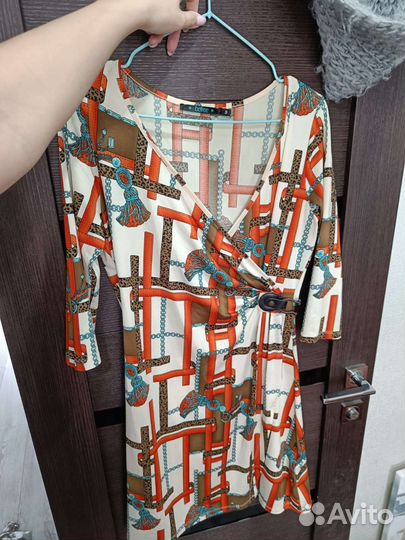 3 платья и футболка Balenciaga