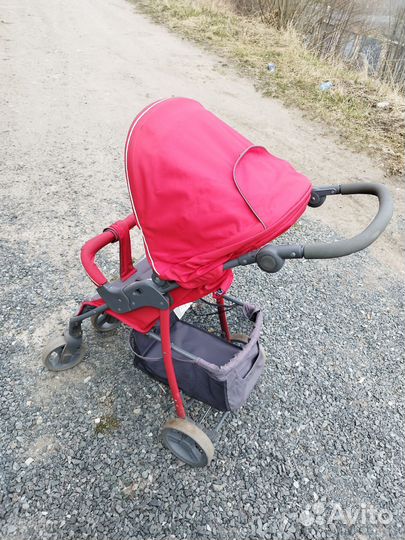 Прогулочная коляска