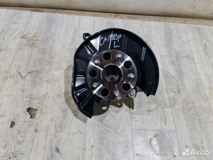 Ступица задняя левая Camry V70 в сборе