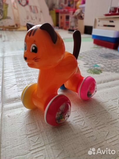 Игрушка каталка
