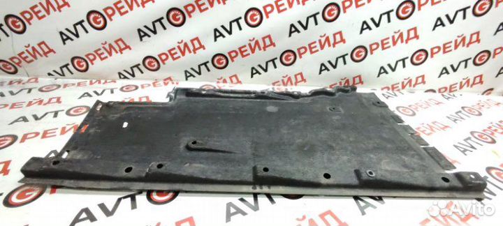 Защита днища левая Audi A6 4G CGW 18.04.2011