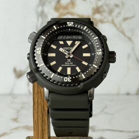 Новые Seiko Solar Hybrid Diver Arnie snj031p1