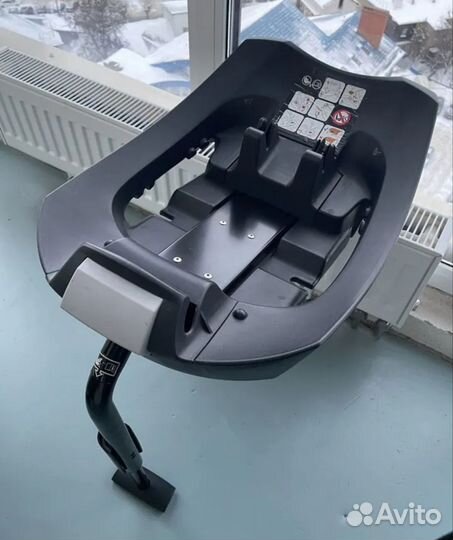 Автолюлька + база Cybex aton