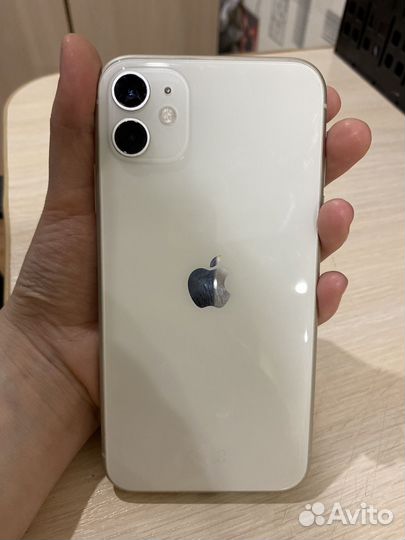 iPhone 11