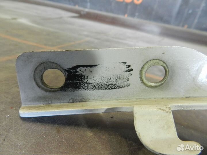 Петля капота правая - Chery Tiggo T11