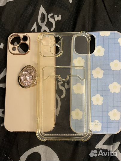 Чехлы на iPhone 13