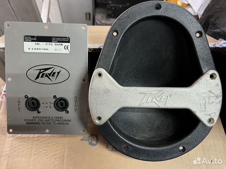 Ручки на сабвуфер и терминалы Peavey