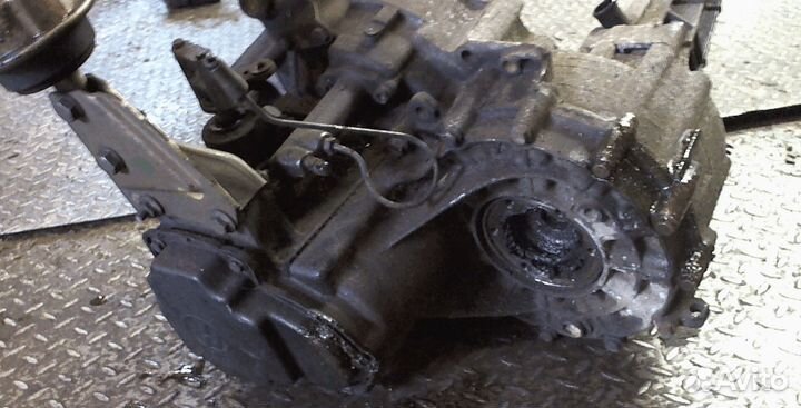 Кпп - 5 ст. Volkswagen Transporter 4 2,0 AAC