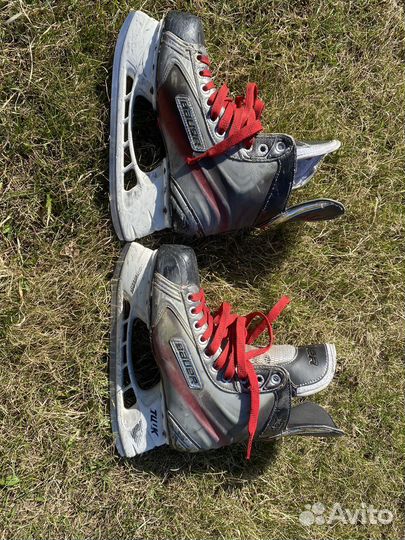 Коньки хоккейные