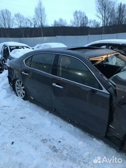 Автомобиль на запчасти Lexus LS460l 2008 г