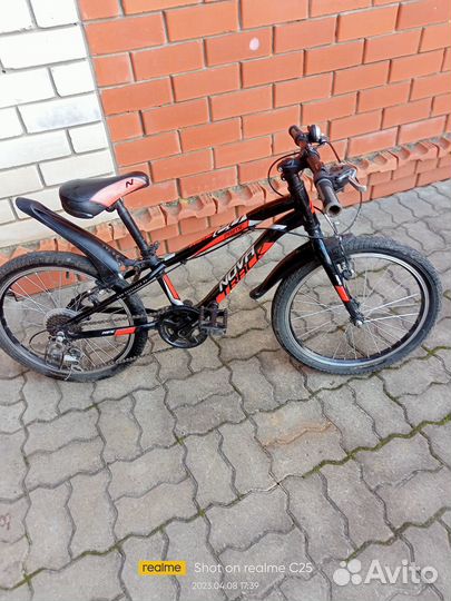 Детский велосипед использованный одно лето