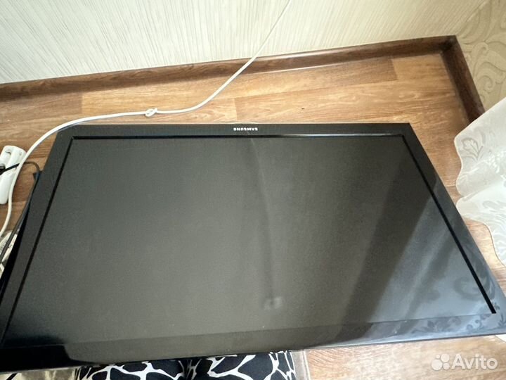 Телевизор samsung