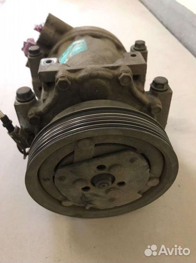 Компрессор кондиционера renault logan 1