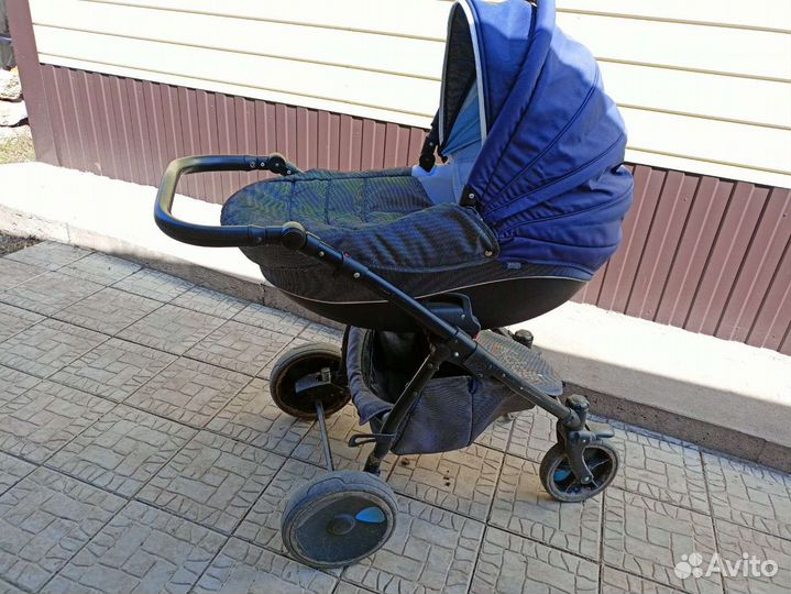 Детская коляска 3 в 1