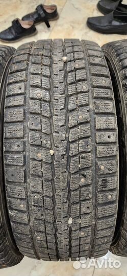 Dunlop SP Winter Ice 01 205/55 R16