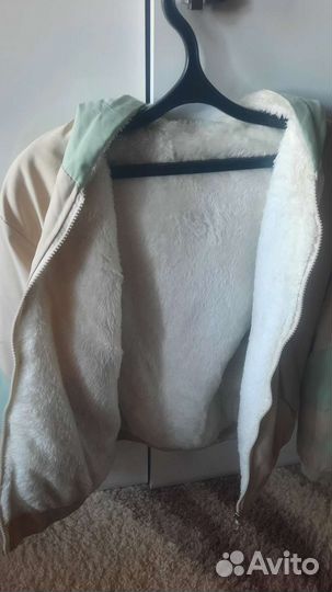 Ветровка для девочки