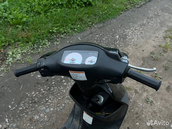 Продам скутер Suzuki lets 2 New