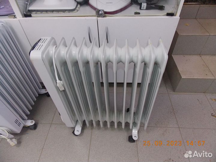 Электрорадиатор масляный 2000 Ватт 11 секций First