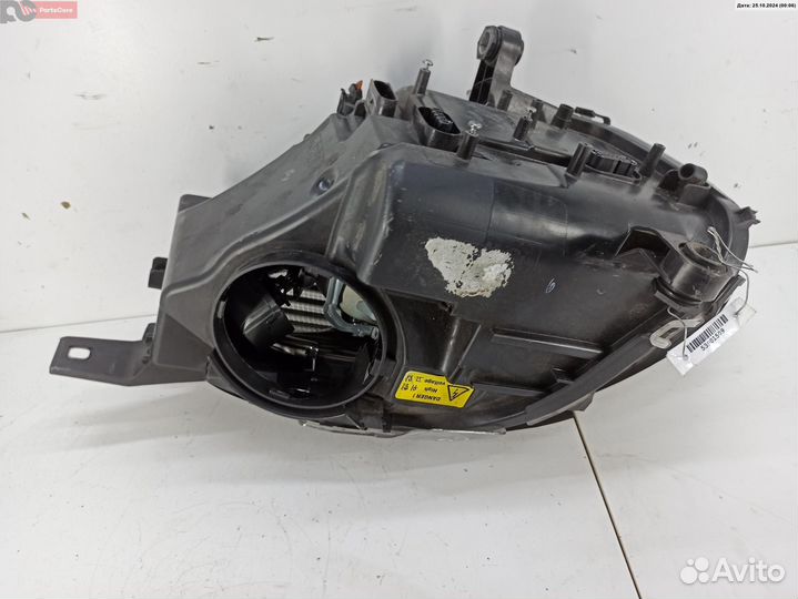 Фара правая Mercedes-Benz R-Class