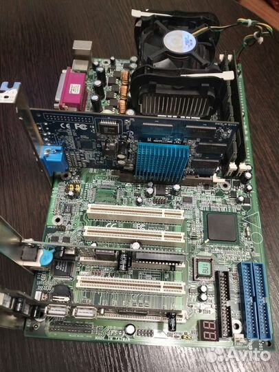 Материнская плата