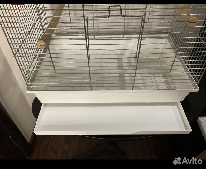 Большая клетка для птиц