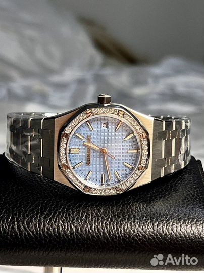 Часы женские Audemars piguet royal oak