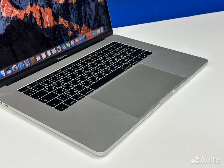 MacBook Pro 15.4