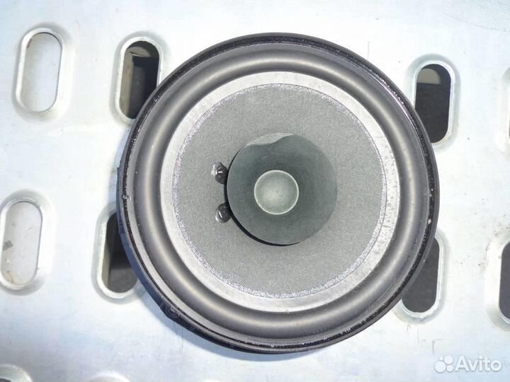 Динамик задний VW Polo 5