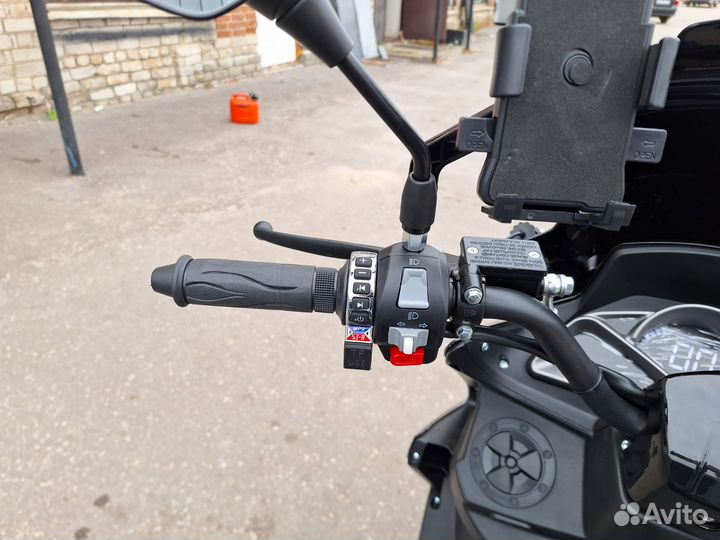 Макси скутер 150 (jilang)новый