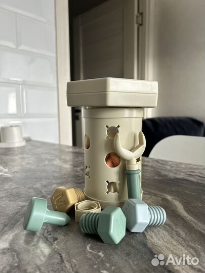 Развивающая игрушка для малыша