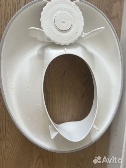 Детское сиденье для унитаза BabyBjorn и горшок