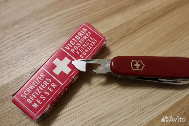 Victorinox Tourist (1968 - 1974)