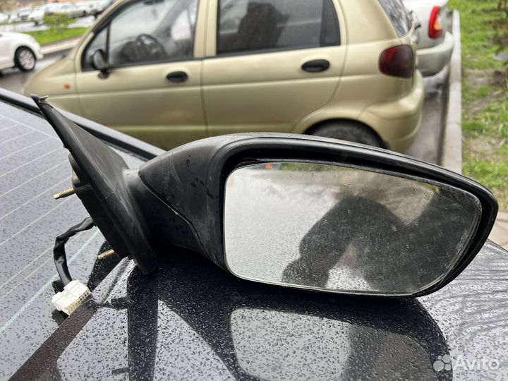 Зеркало заднего вида боковое переднее правое Сонат