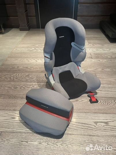 Porsche. Автомобильное детское кресло