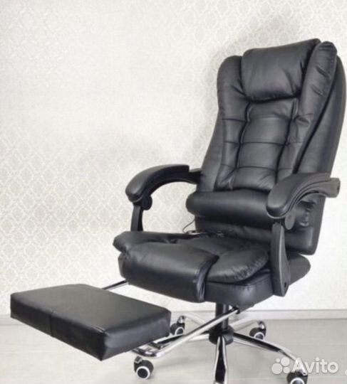 Компьютерное кресло офисное руководителя