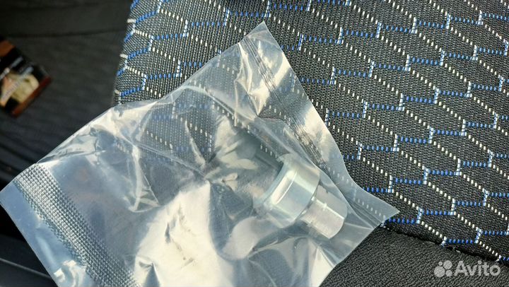 Датчик давления кондиционера Рено меган2 в наличии