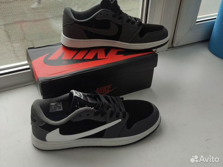 Кроссовки мужские