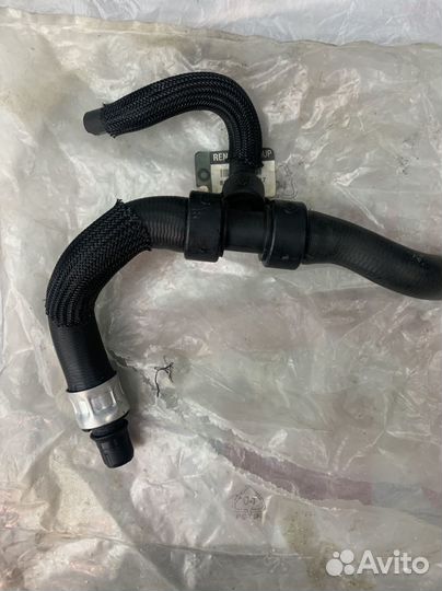 Патрубок системы охлаждения рено