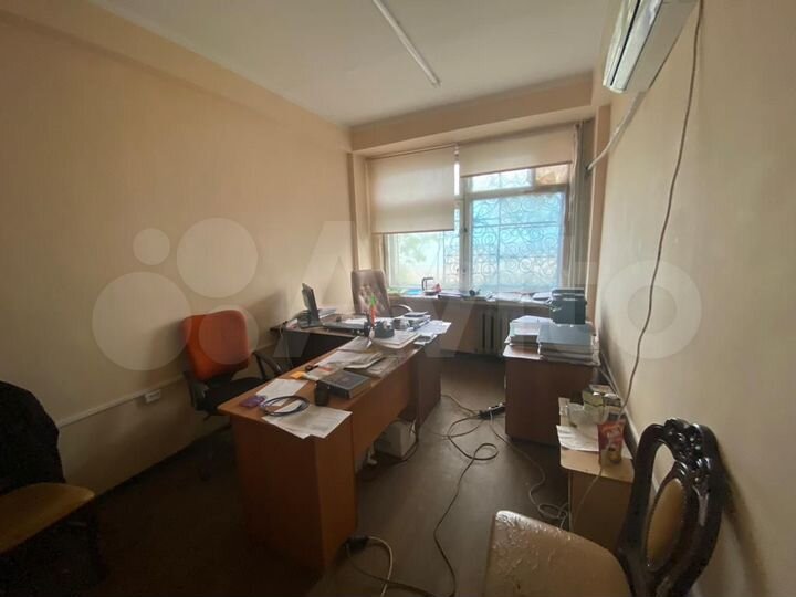 Производство, 2400 м²