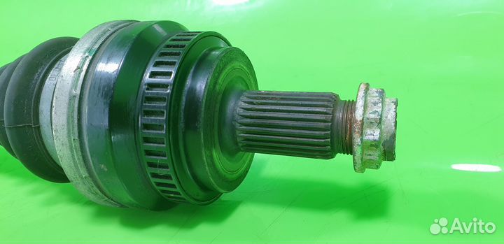 Приводной вал колеса задний левый BMW Z4 E89