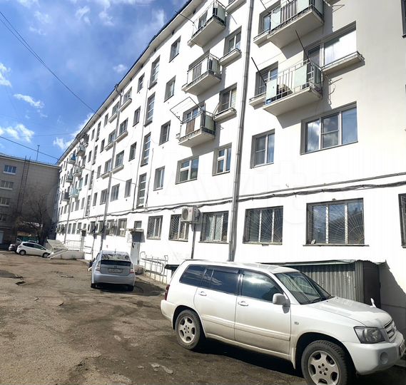 3-к. квартира, 60 м², 5/5 эт.